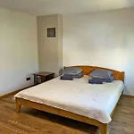 In Seaside Neighbourhood Appartement