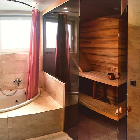 Apartment In Seaside Neighbourhood